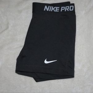 Women's Nike Pro